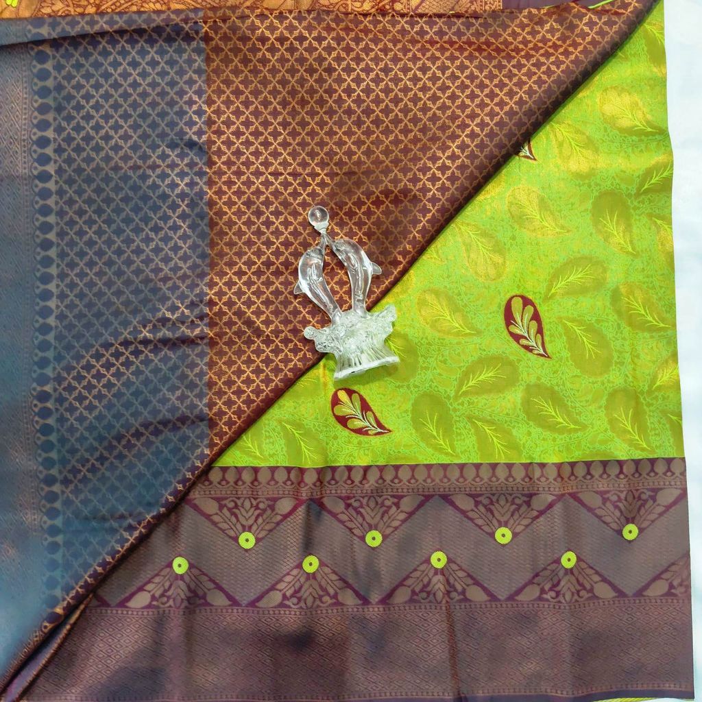 Kubera Silk Cottton Saree with Blouse - Chartus Green view 2