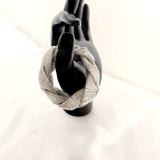 Elegant Spring Bangle Style Bracelet Abstract Design Bracelet Latest kada bracelet for women Trendy Bracelets for view 2