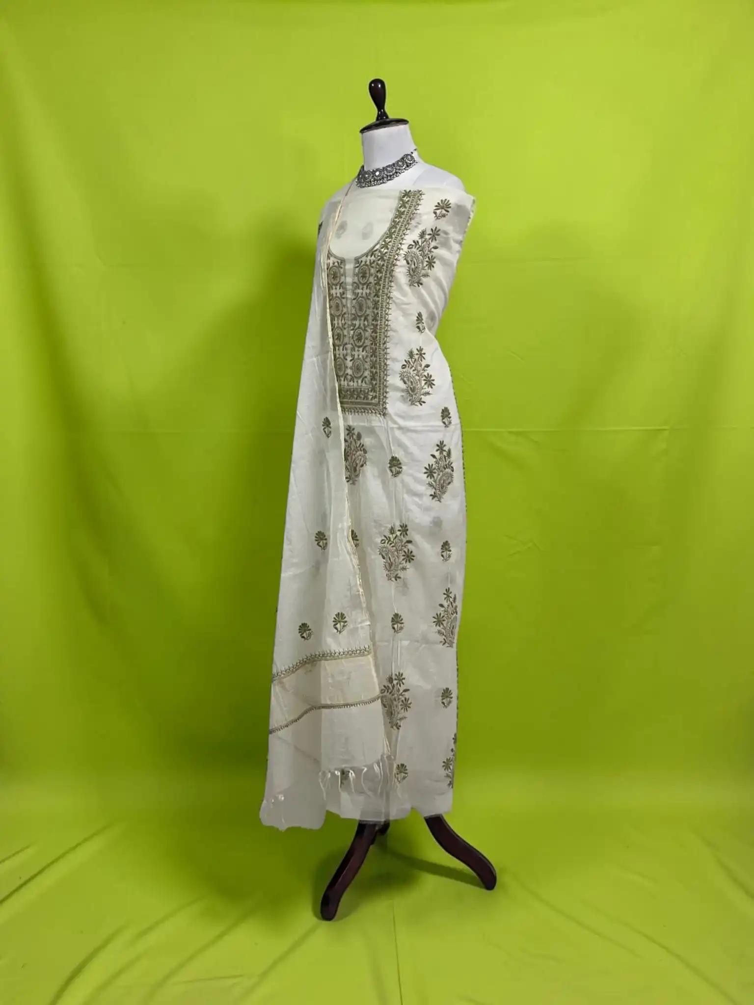 Lucknow Chikankari Hand-Embroidered Mul Cotton Dress Material view 2