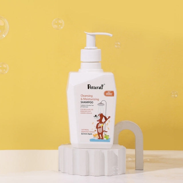 Petterati Oatmeal Dog Shampoo for Cleansing & Moisturizing with Manuka Honey, Sulphate-Free – 400ml