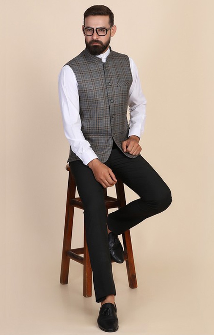 Tahvo Men Tweed Nehru Jacket view 2