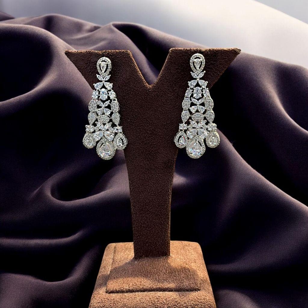 Luxe Diamonds - Majestic Bride By Dia Art Jewels view 2