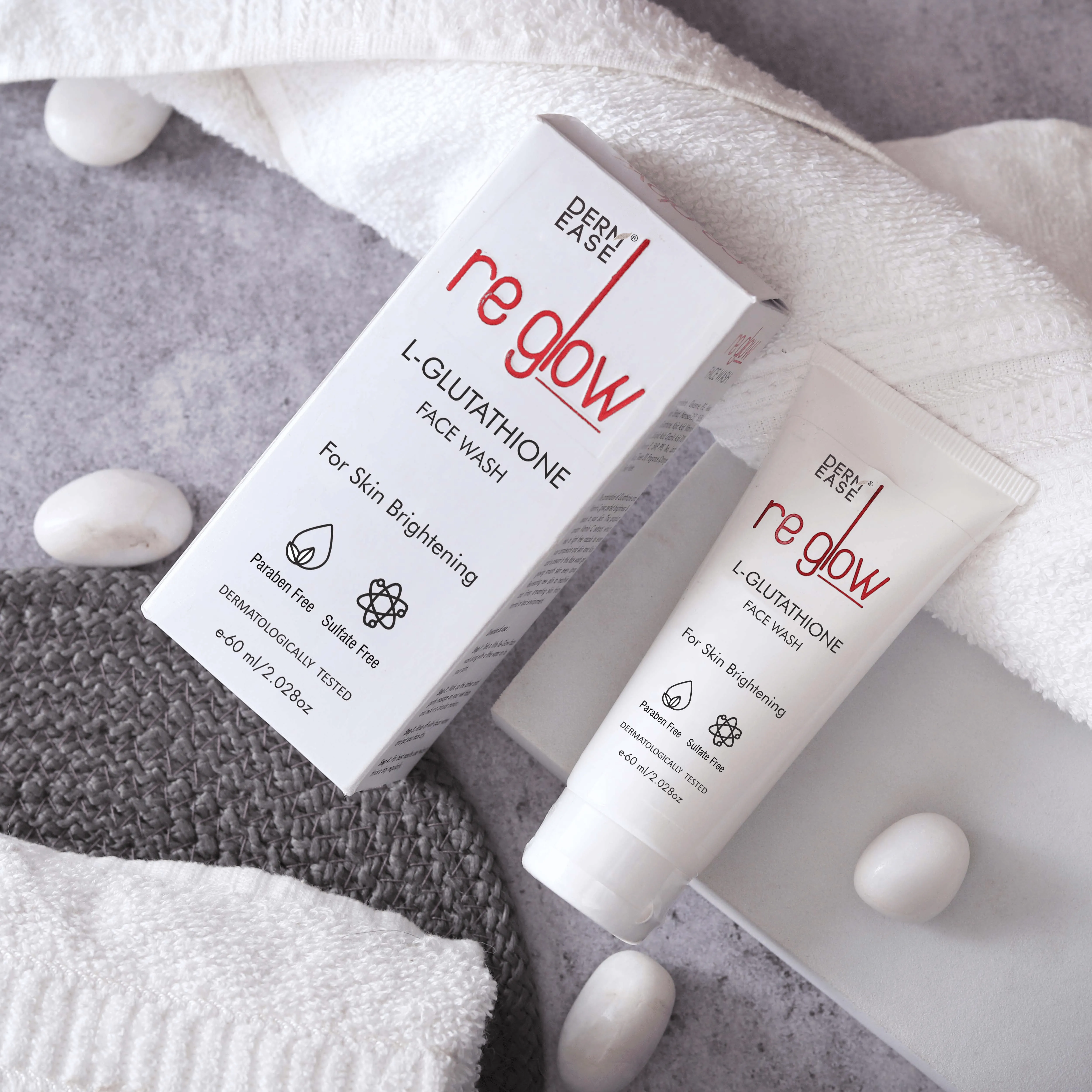 Dermease Re Glow Face Wash for Bright & Even Skin view 2