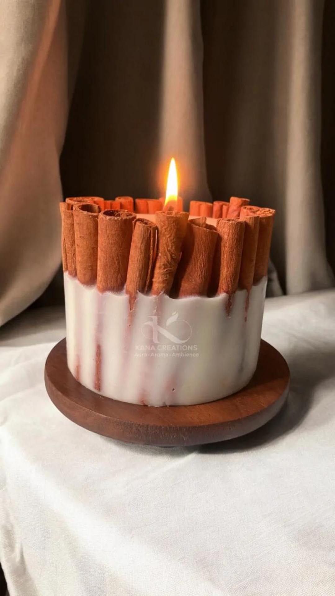Cinnamon Sticks Sou Candle view 2