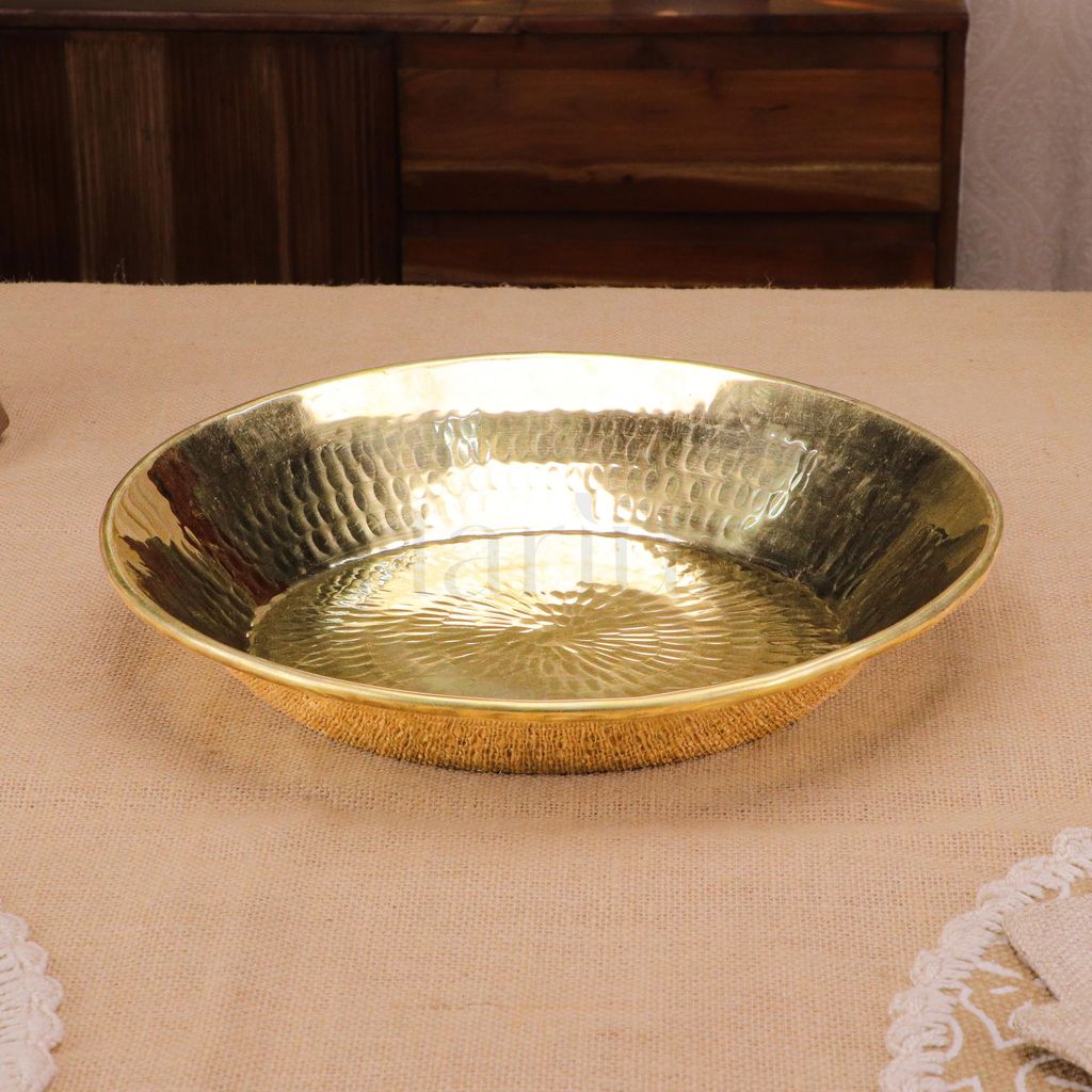 Artarium Handmade Brass Paraat Pure Brass Dough Kneading Bowl Peetal Platter for Atta Mixing Kitchen Essentials Roti Puri Bread Preparation Peetal Ke Bartan for Flavor Health Benefits (33x33x6) view 2