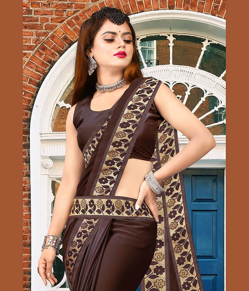 WXW Fashion Lycra Embroidered Regular Saree With Unstitched Blouse Piece ( Maroon )