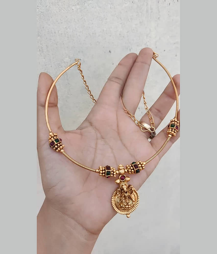 ROFARWORD Gold Brass Necklace Set ( Pack of 1 )
