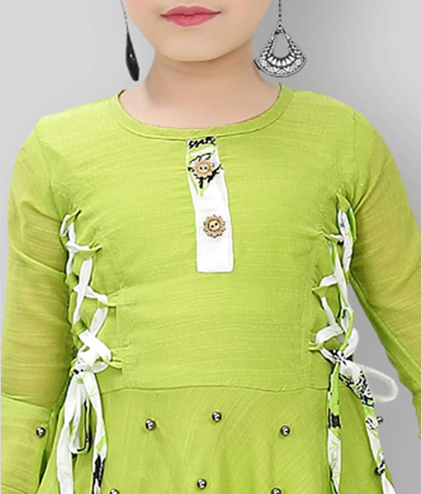 Arshia Fashions Girls Cotton Blend Patiala Kurta Set ( Pack of 1 , Yellow ) view 2