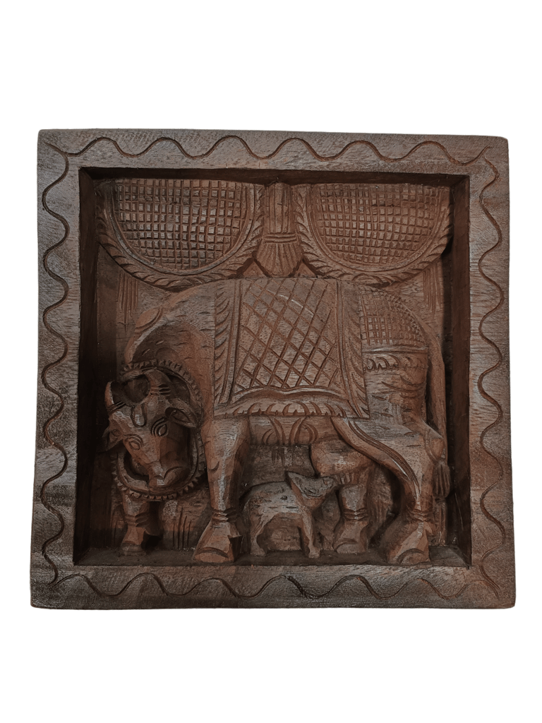 Hand Carved Cow and Calf (1 feet) - Pair view 2