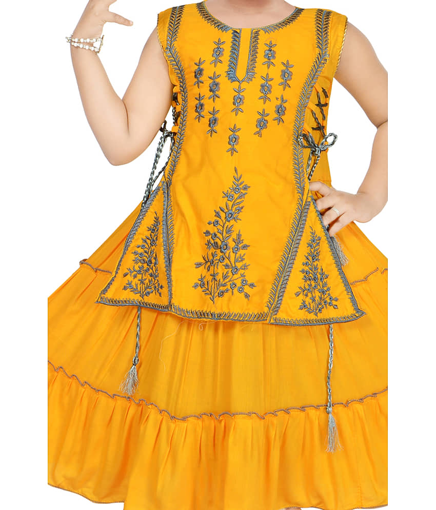 M. MONGELA DRESSES Cotton Blend Frock For Girls ( Pack of 1 , Yellow ) view 2