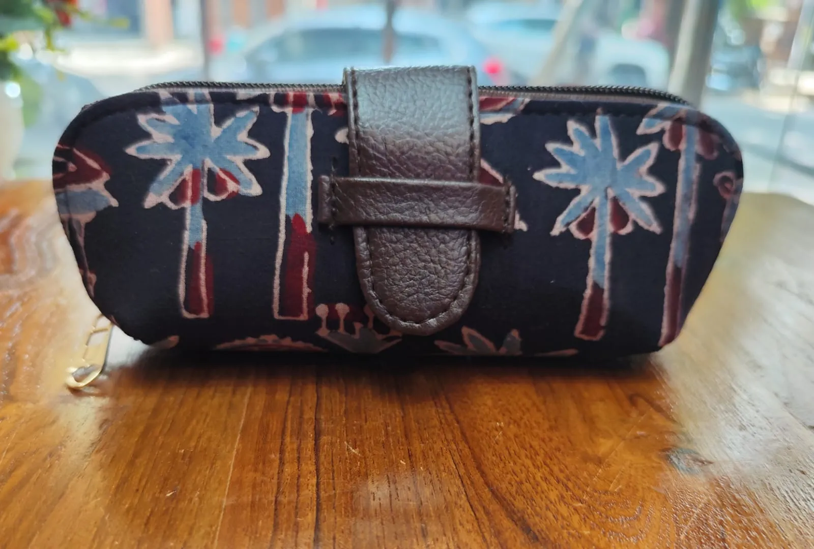 Handcrafted Spectacle Case with chain closerPerfect for personal use & gifting