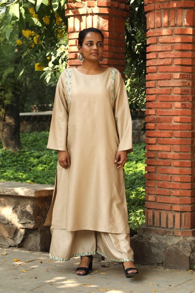 Zahrun Beige Kurta With Hand Embroidered Shoulder Detail view 2