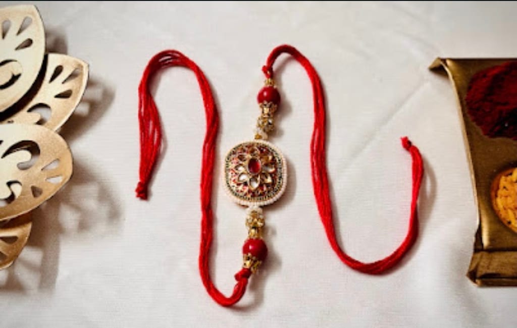 Glamvila Rakhi-Lumba Set/ Couple Rakhi view 2