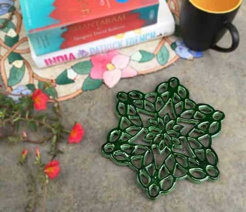 Trivet - Green view 2
