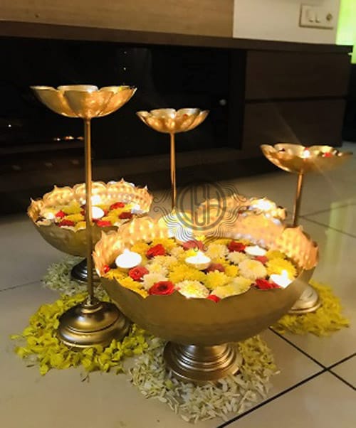 Urli Bowl for Home Decor and Festival Decor Urli Show Piece for Floating Flowers Candles and T Lights | Taj Bowl Urli Candle Stand with Floating Diyas view 2