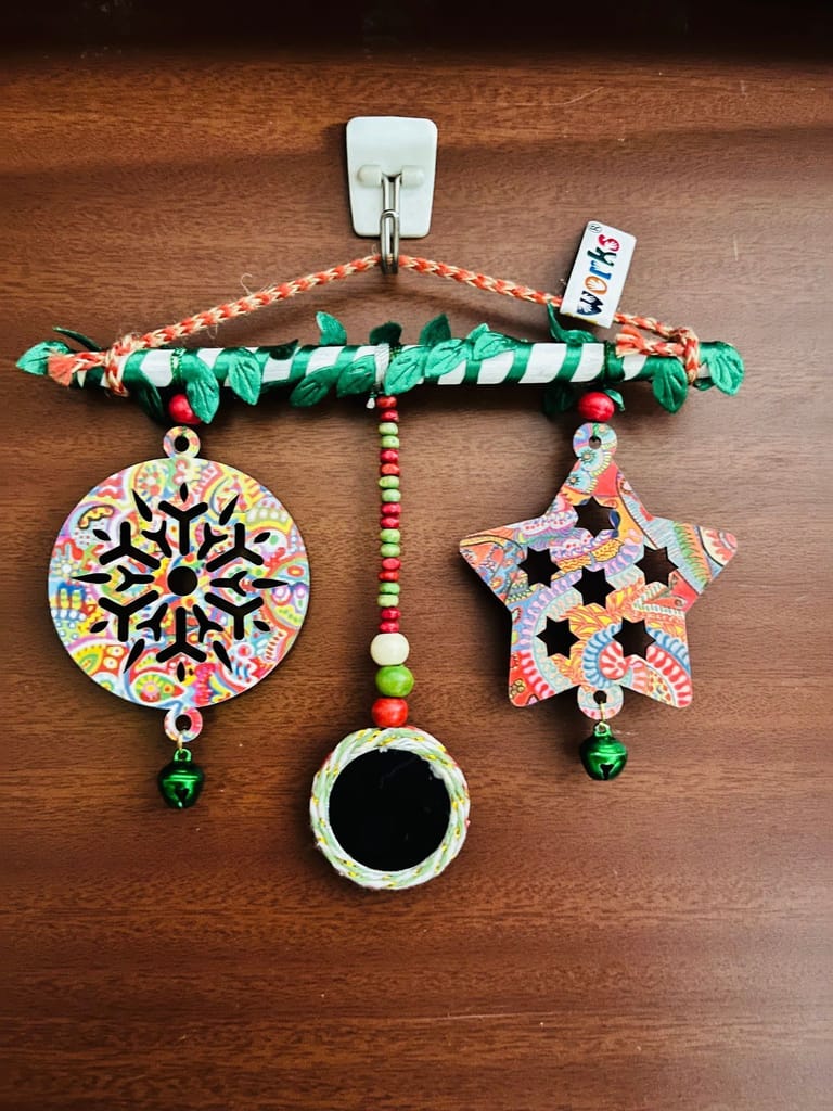 XMas special hangings - Ornament and star - for door or wall view 2