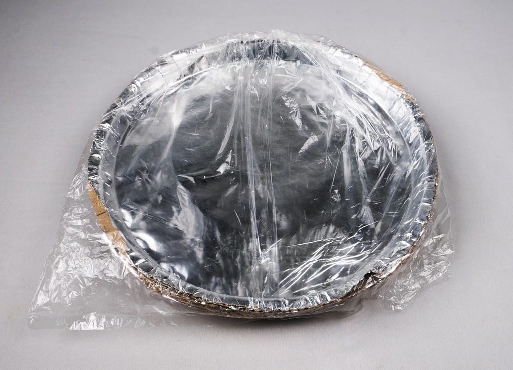 100 Pack - 9 Inch Silver Aluminum Foil Plates - Disposable Tin Foil Pans - Round Metal Food Serving Dish Trays
