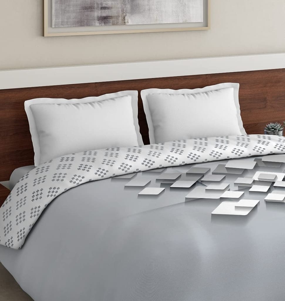DDECOR - Zeta Collection 100% Cotton Geometric Pattern 136TC King Quilt |229 CM X 274 CM| - Grey view 2