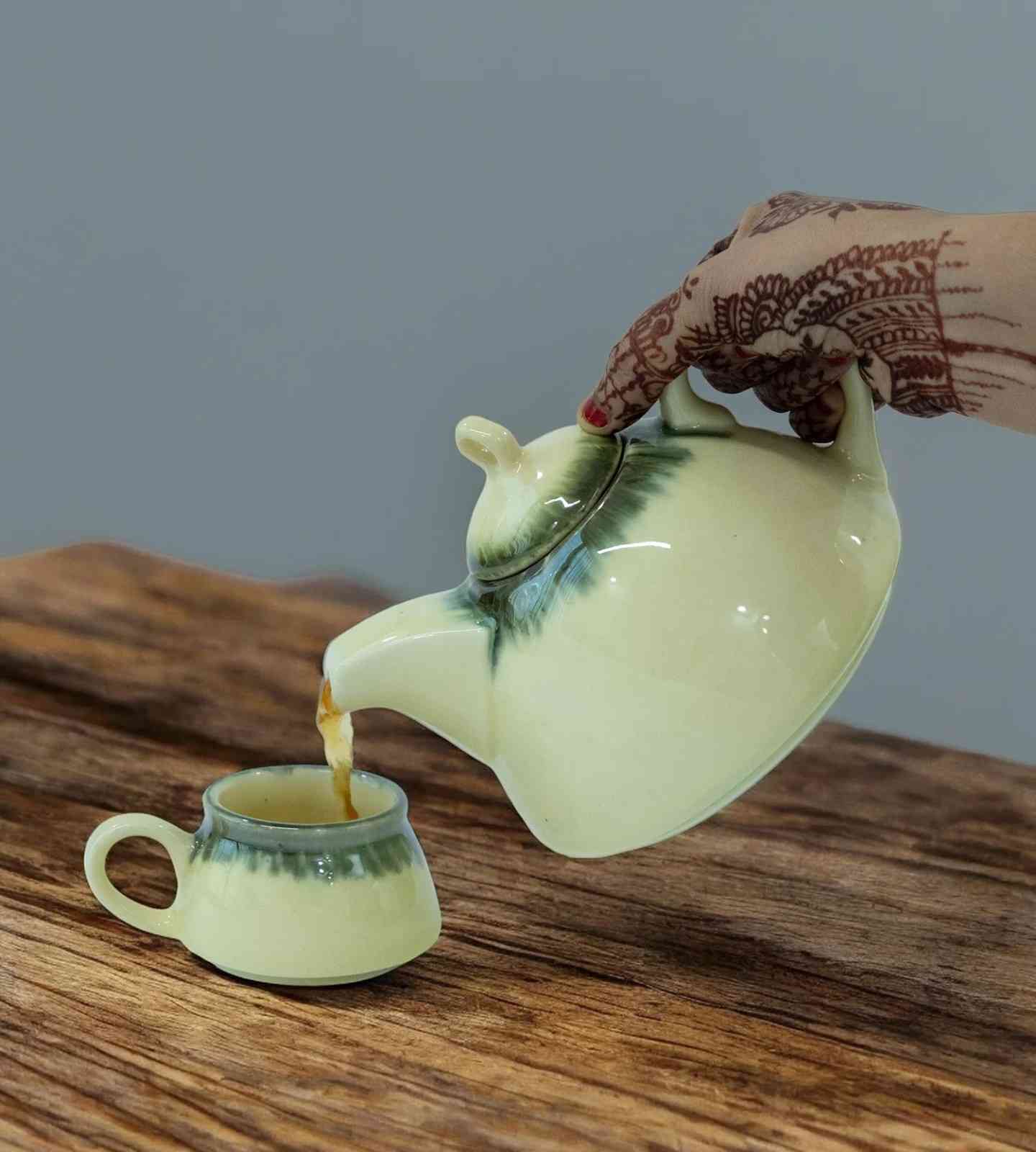Glossy Ceramic Yellow & Green Textured Kettle Set of Cups - Pack of 7 view 2