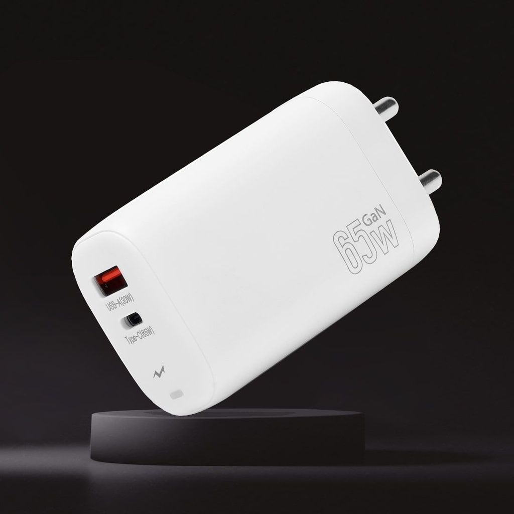 Alpha 2 ports - White view 2
