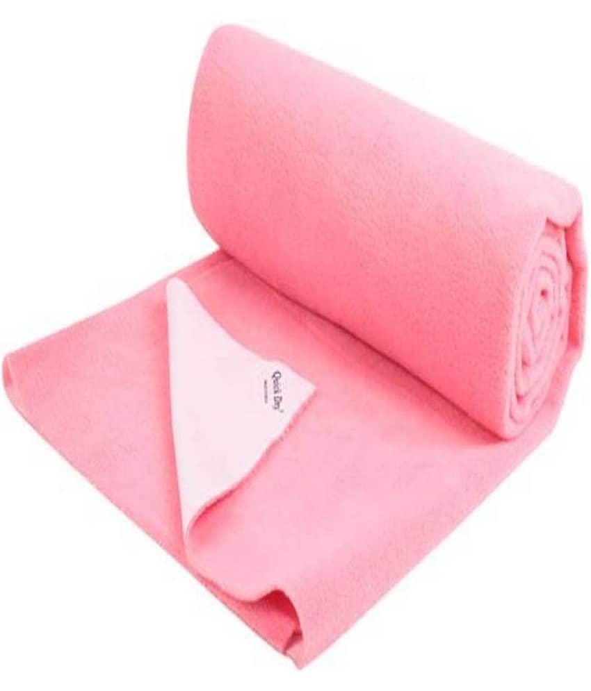 Quick Dry Multi-Colour Laminated Waterproof Sheet ( 70 cm A- 50 cm - 2 pcs ) Rubber Sheet view 2