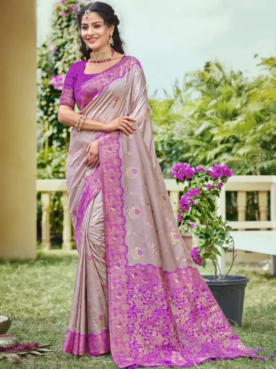 Gray Banarasi Silk Saree view 2