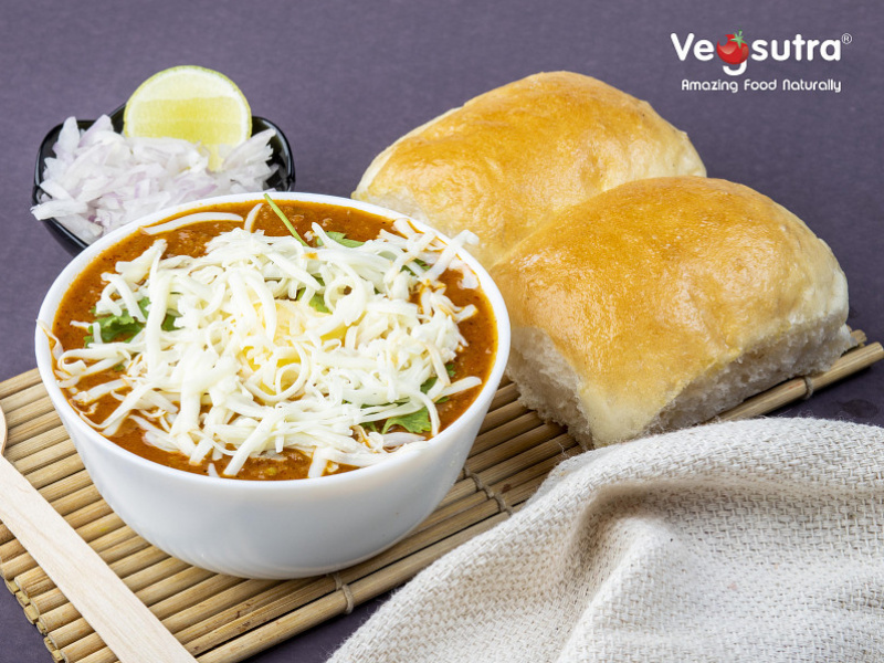 Cheese pav bhaji