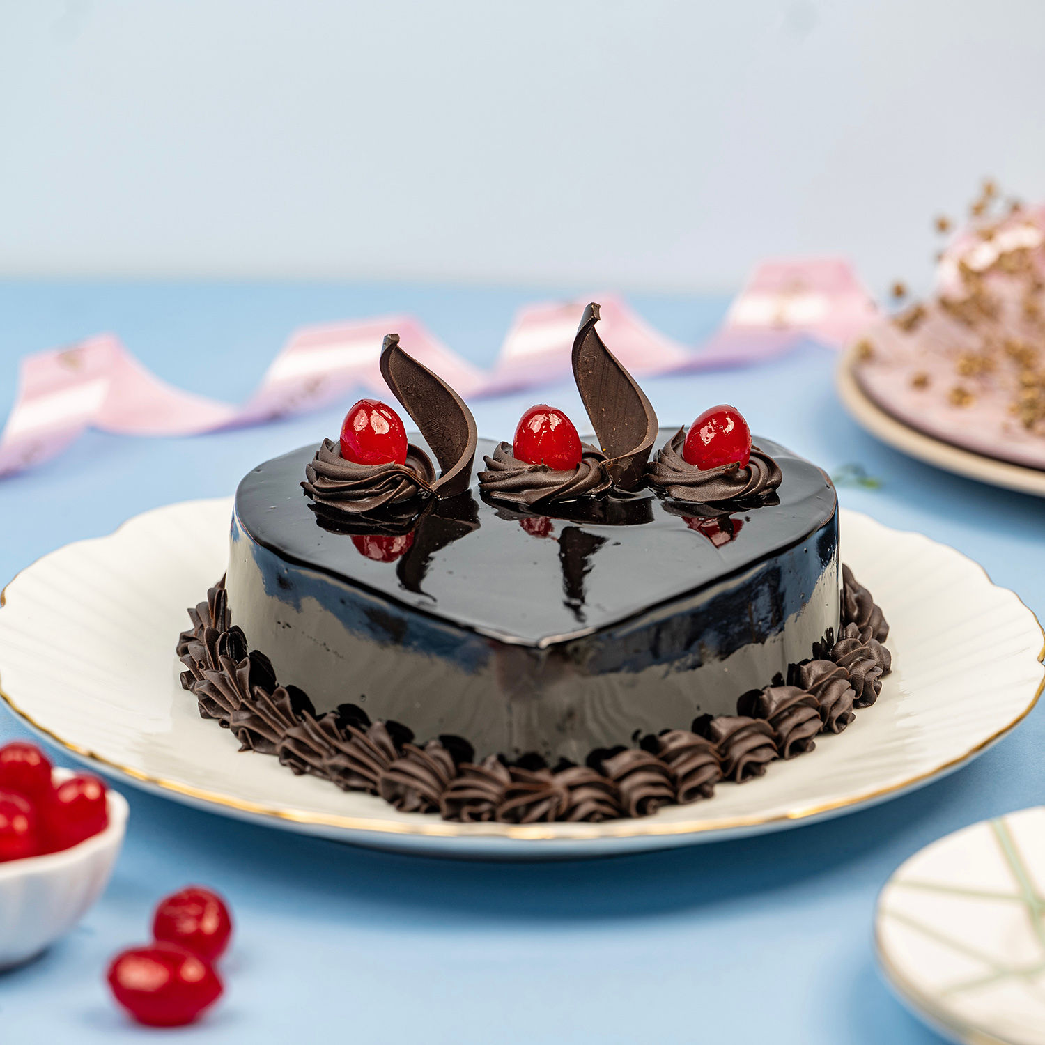 Chocolate Truffle Heart Cake Half Kg view 2