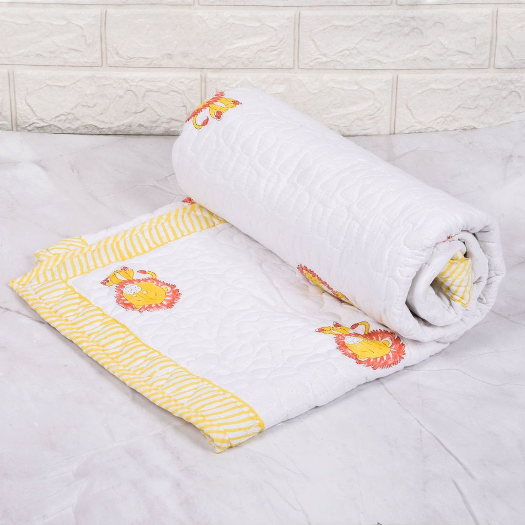 Hand Block Printed Cotton Baby Quilted blanket (light Rajai) – Quilted, 60x40 inches (100x150 cm) Yellow Lion view 2