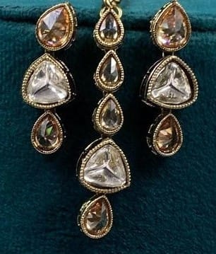 Bridal Kundan Necklace Set with Earrings view 2