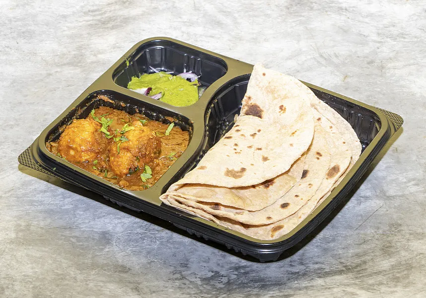 3 Roti With Dum Aloo