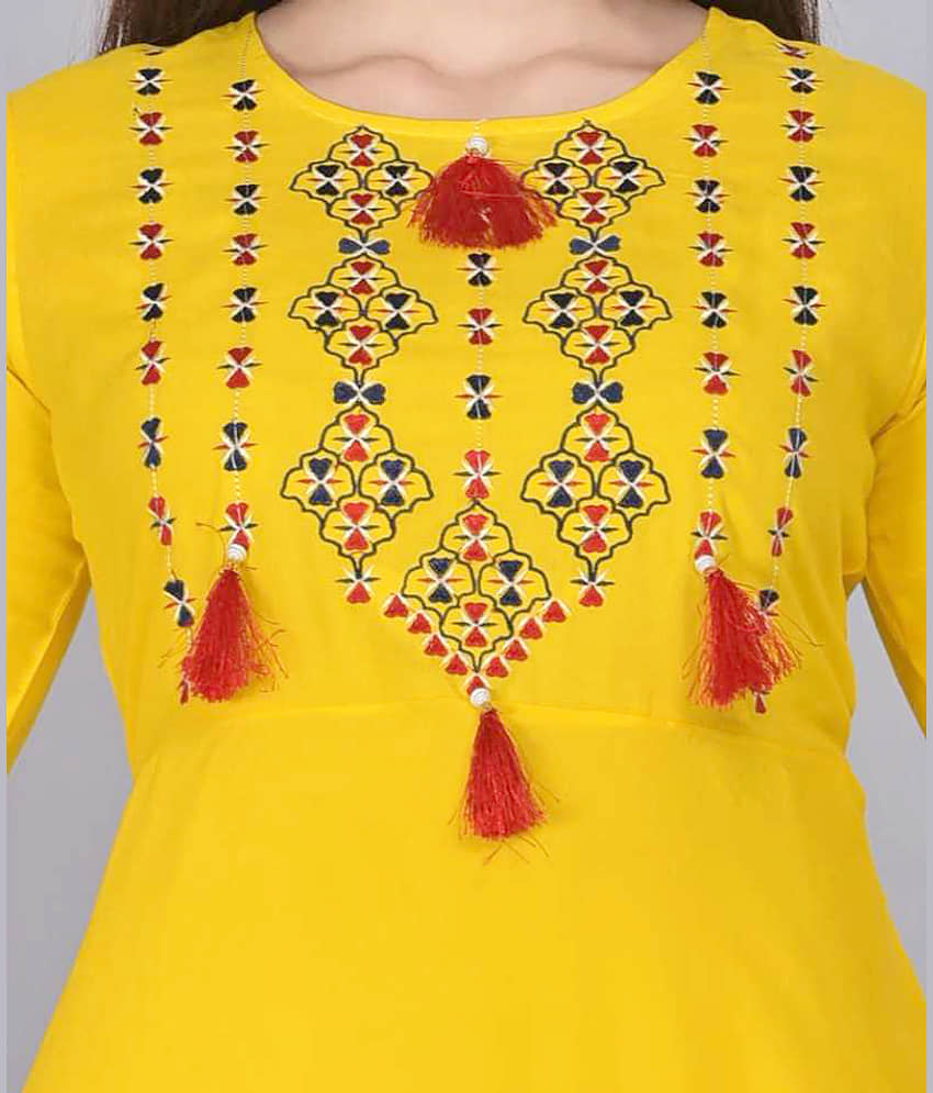 SHREE JEE FABRICS Pack of 1 Rayon Embroidered Flared Women's Kurti - ( Yellow ) view 2