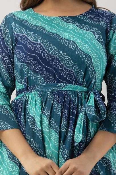 Women Embroidered Viscose Rayon A-line Kurta (Green) view 2