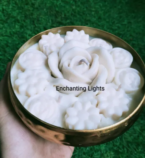 White Urli Candle view 2