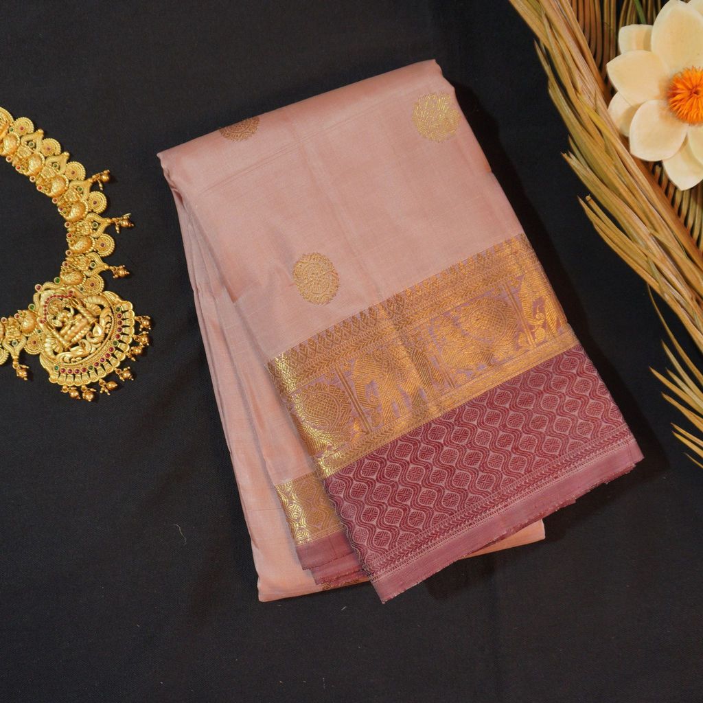 Dull Onion Pink Traditional Kanchipuram Silk Saree view 2