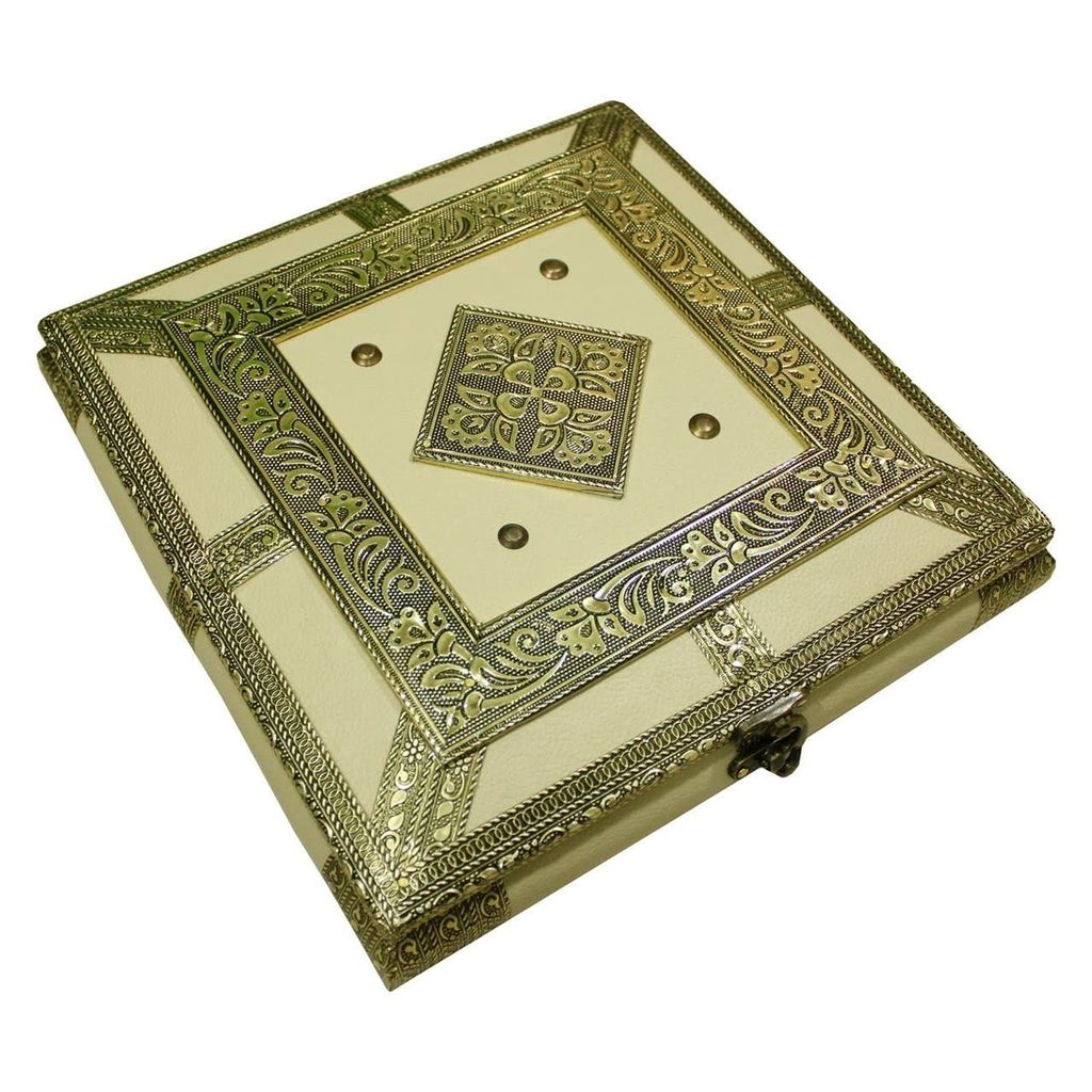 Metal Crafted Decorative Wooden Mukhvas Box by Garvi Gurjari view 2