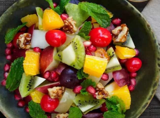 Cocktail fruit crunch salad