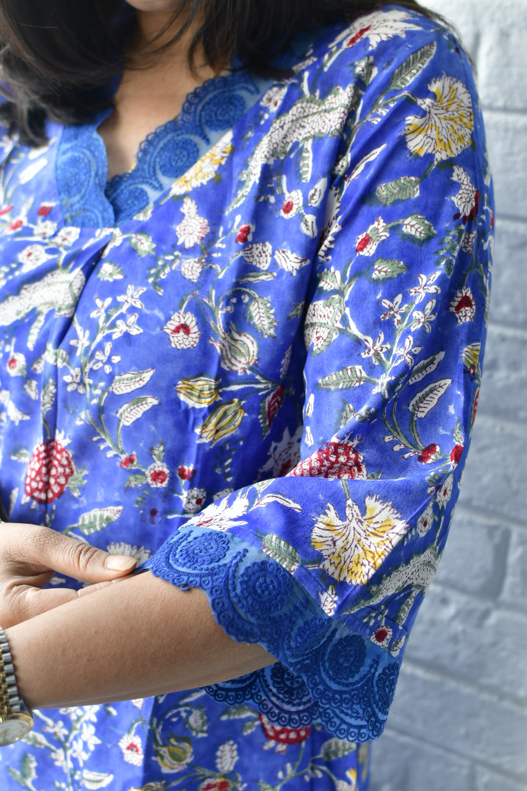 Blue Bagiya Cotton Kurta Set : Kurta and Pants view 2