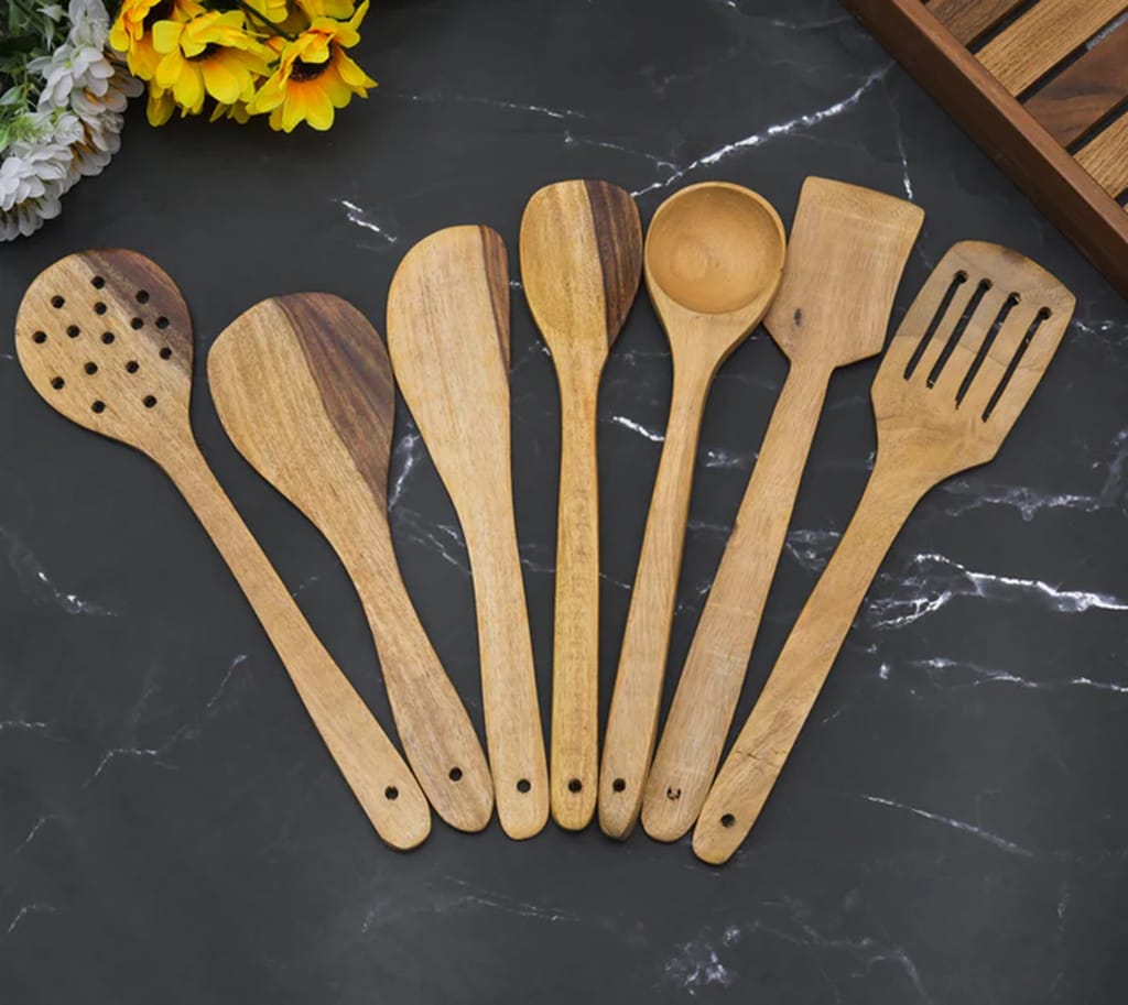7pcs Spoon Set White Wooden view 2