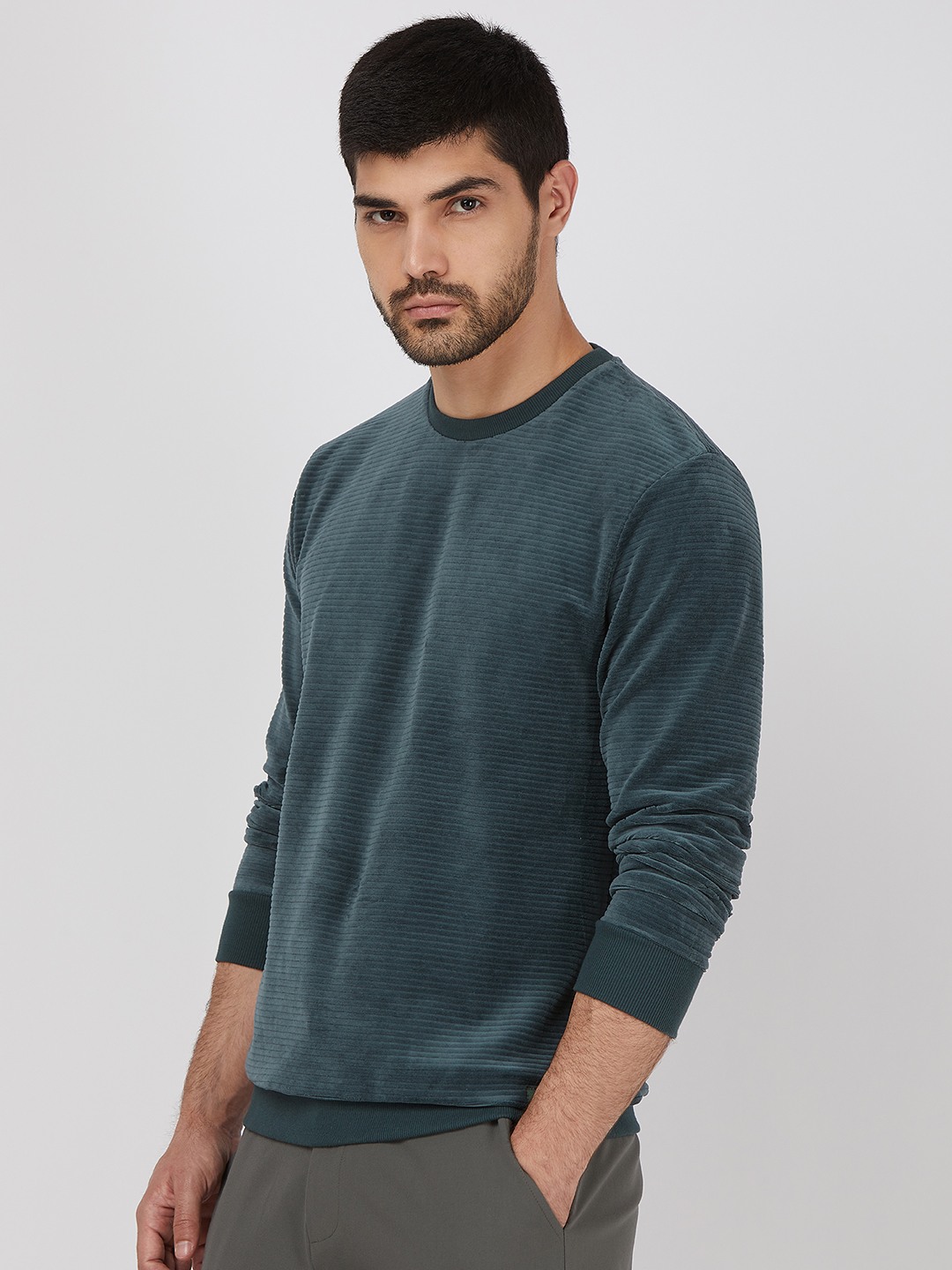 SWEAT SHIRT view 2