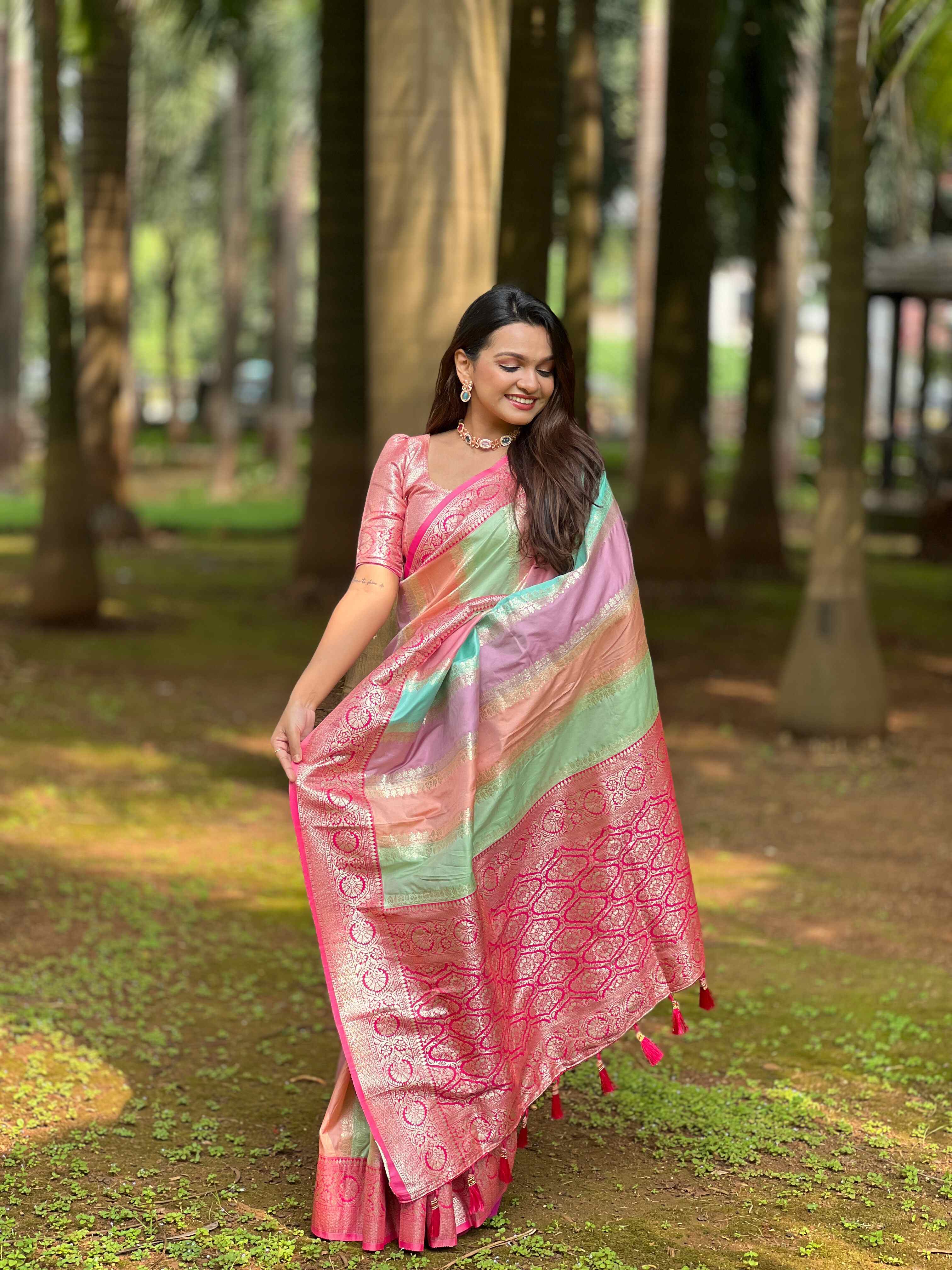 Yavira Silk Multi Women Jacquard Sarees view 2