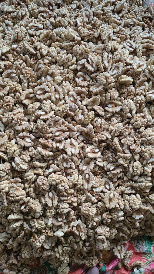 Walnut Kernal - 1 kg view 2
