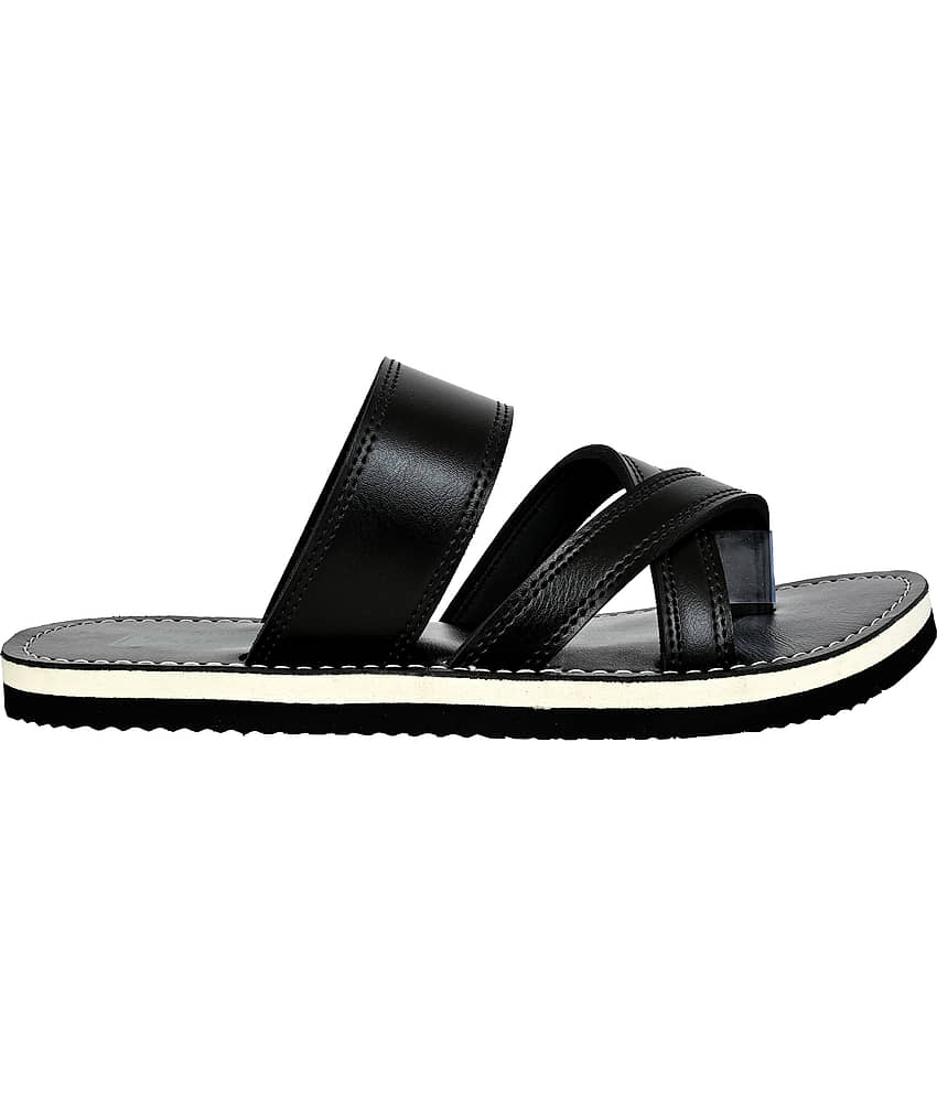 Squash Black Men's Thong Flip Flop view 2
