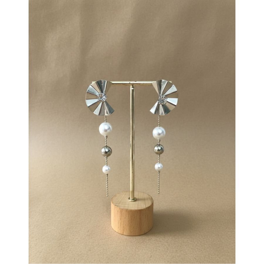 Earrings Metallic Fan view 2