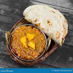Paneer butter masala+ 4 tawa roti