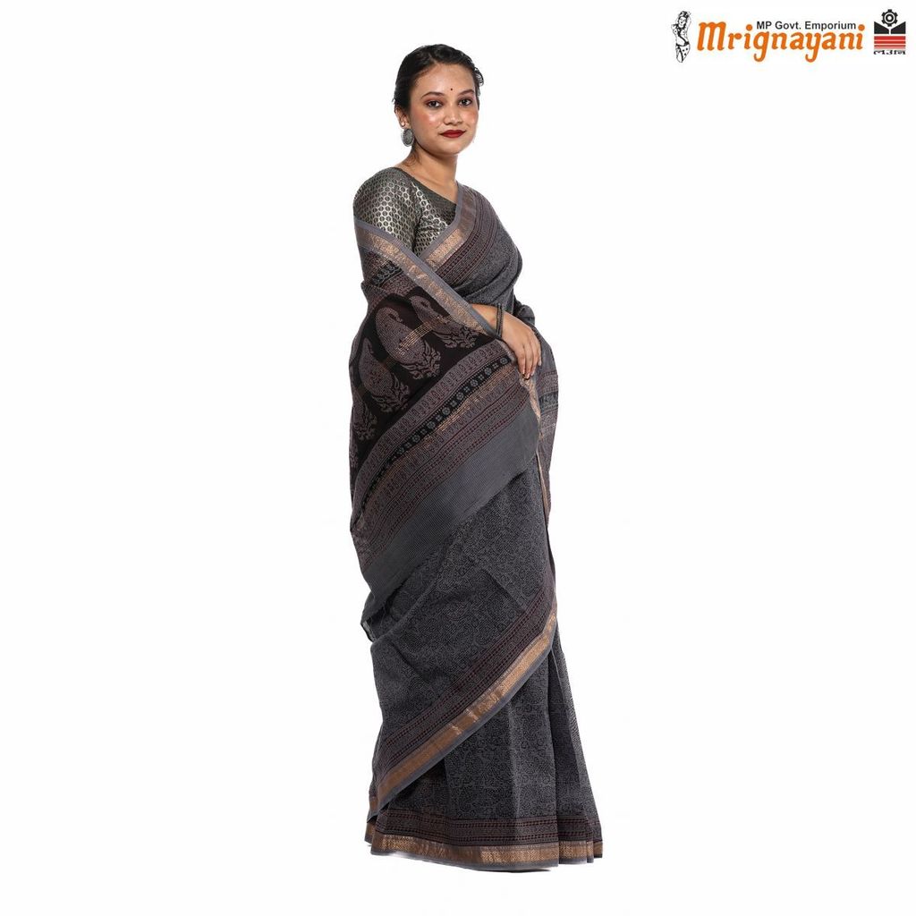 HANDLOOM MAHESHWARI SILK SAREE WITH BLOUSE (SKU - 3I0101170522, SAREEE-1063) view 2