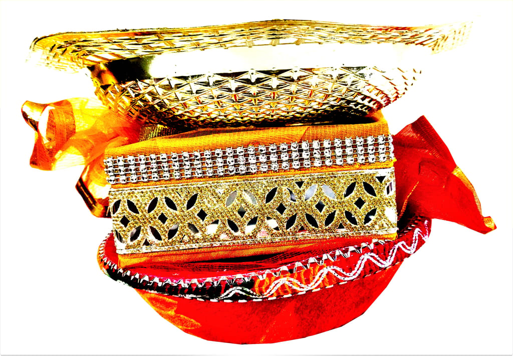 Omkar by R3 Inc. Royal Gift Basket for Gifts Hampers | Fancy Basket | Wedding Basket for gift|fruit Packing (Pack of 3) Gold, Square & Round - Multi Color view 2