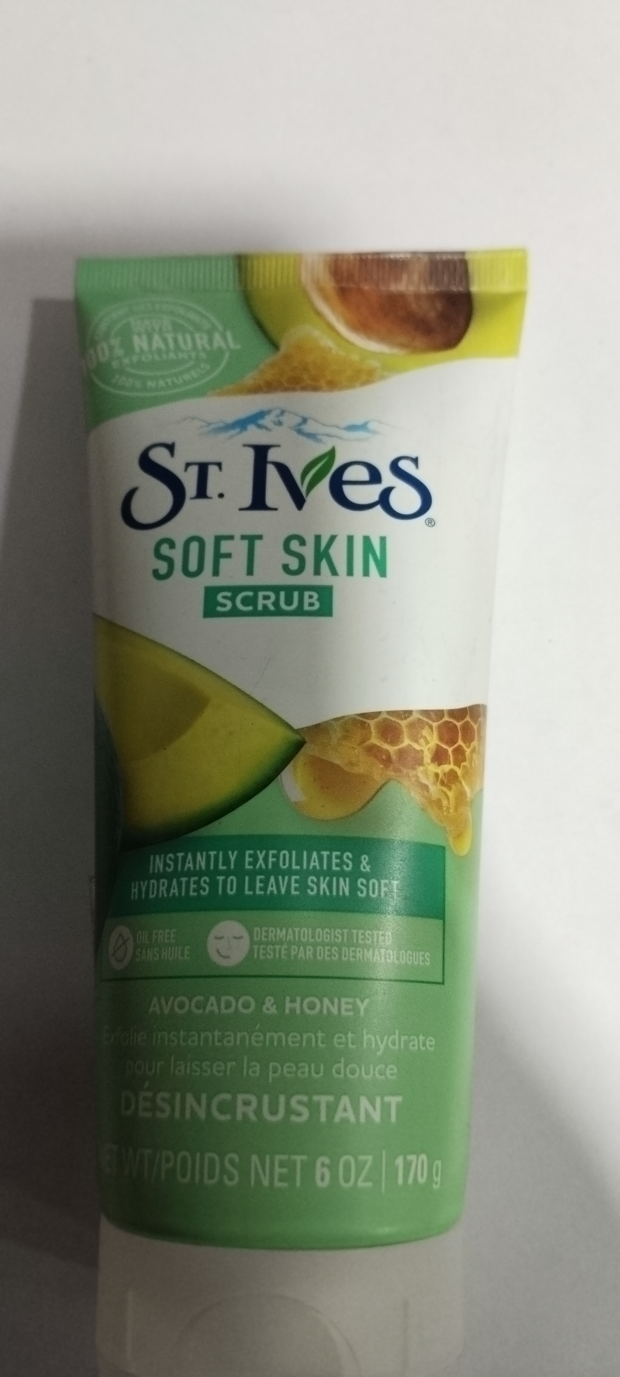 St. ives Soft skin Scrub