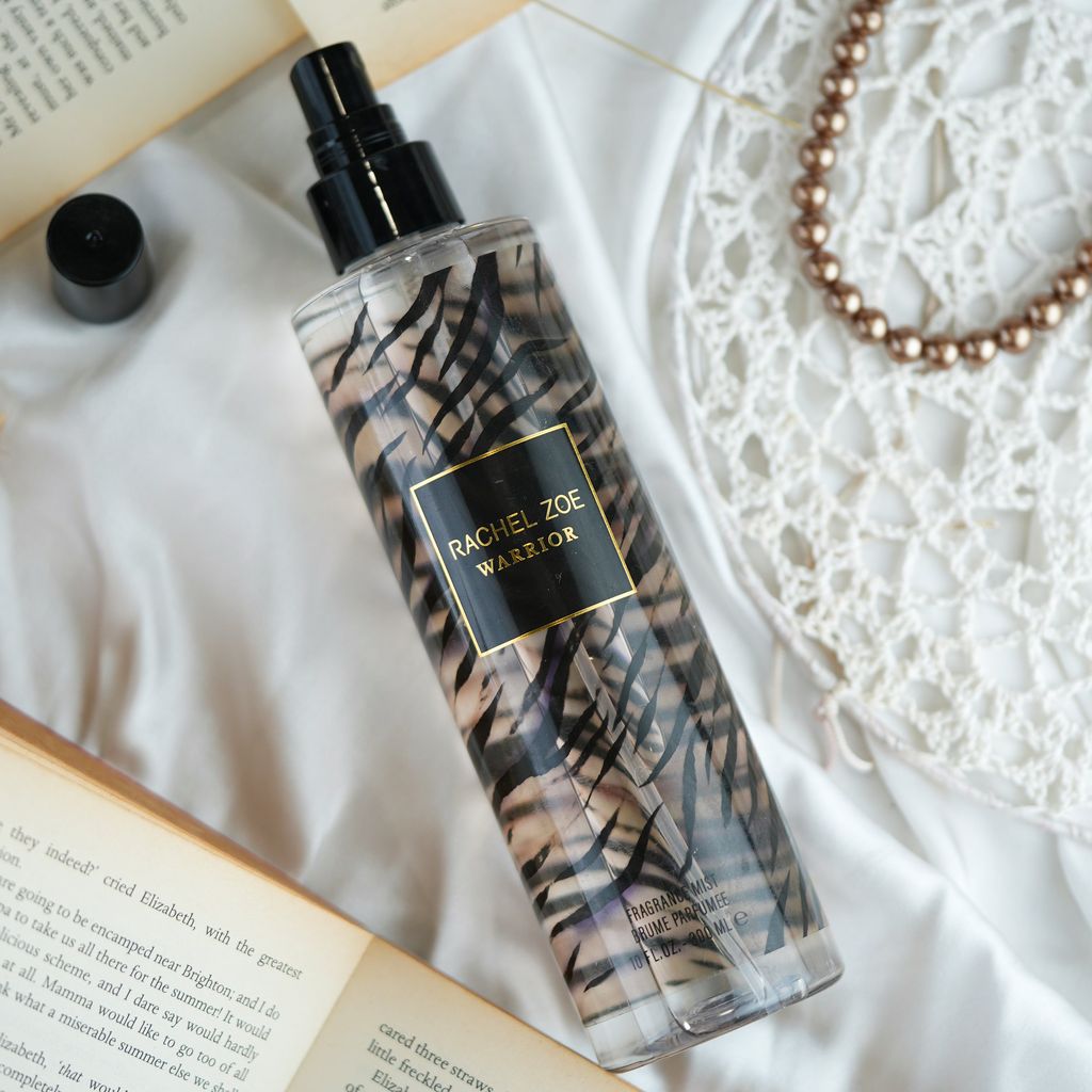 Rachel Zoe Warrior Body Mist for Women – Scent of Amber & Vanilla – Long-Lasting Luxury Fragrance –Fresh Fruity Scent of Tuberose Musk with Rose, Patchouli & Cocoa – Gift for women – 300 ml view 2