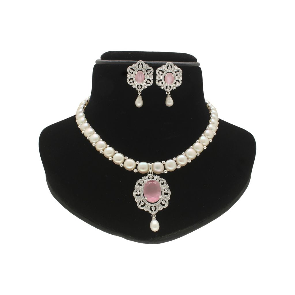 Sri Jagdamba Pearls Sumptuous Pearl Necklace Set view 2